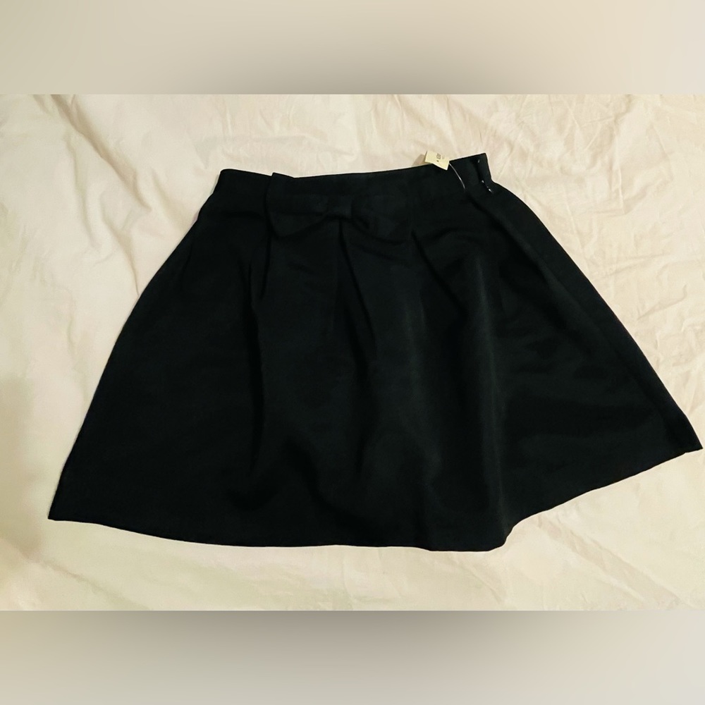 Aeropostale Women skirt Size small( New with tag)
